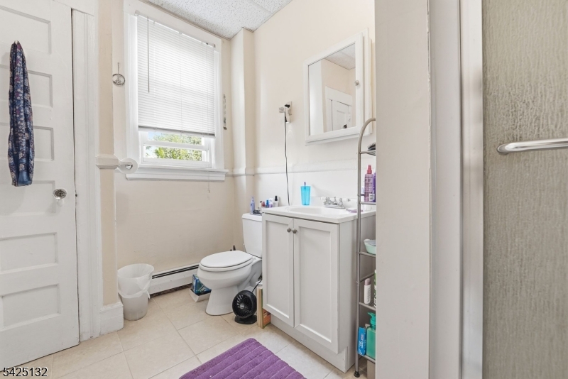 College Hill section - Residential Income