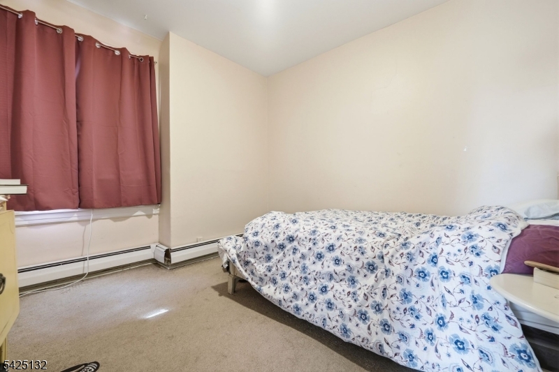 College Hill section - Residential Income