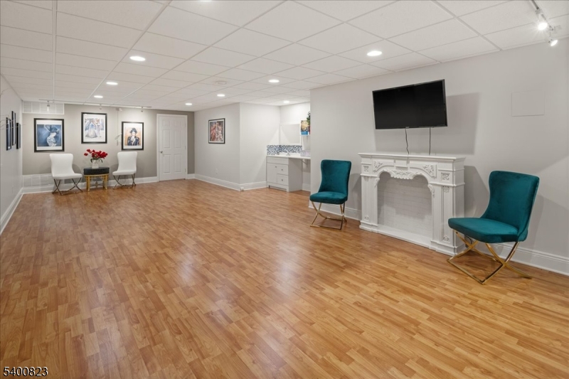 Hidden Estate - Residential