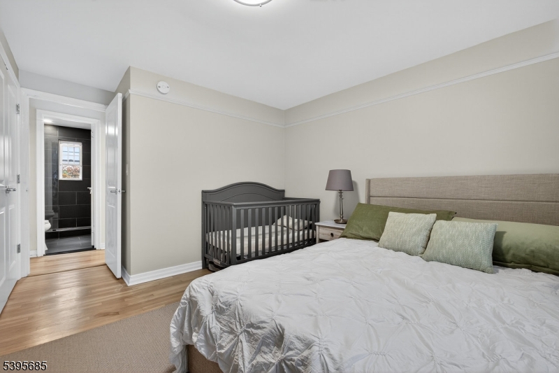 Rutherford Manor - Residential