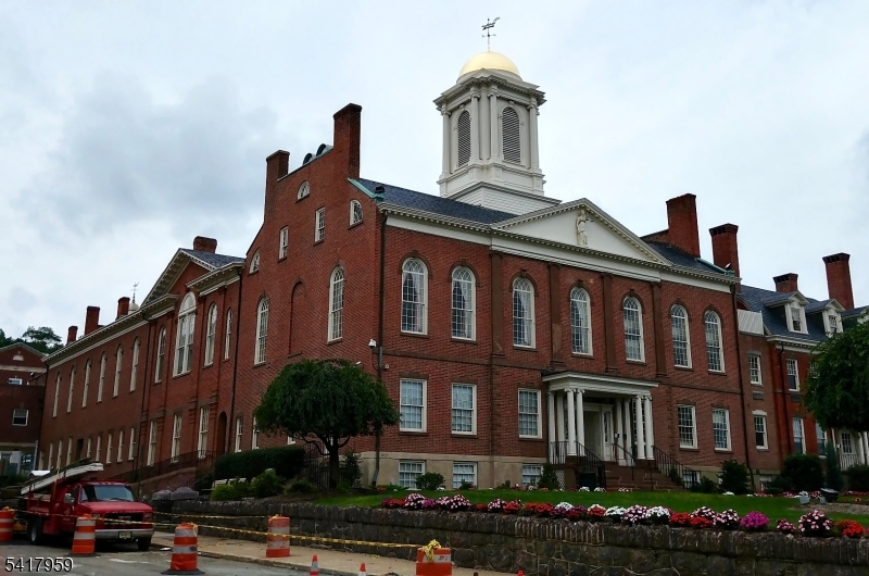 In-Town - Residential