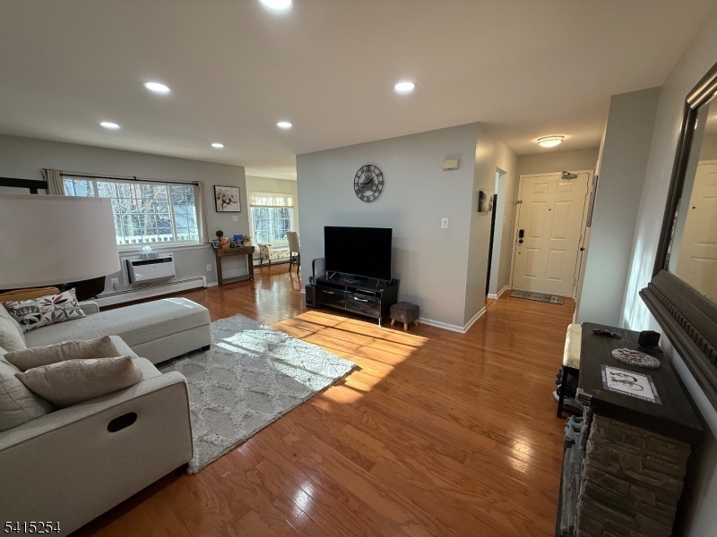 Foxwood - Residential