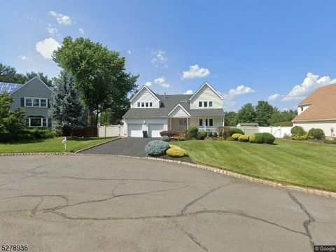 14 Woodville Ter, Hillsborough Twp., NJ 08844 - #: 3906767