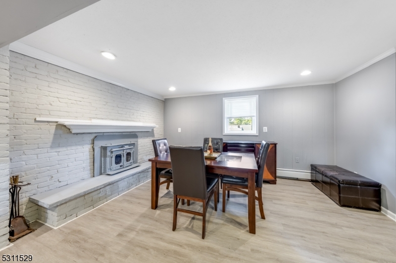 Elba Point Lake - Residential