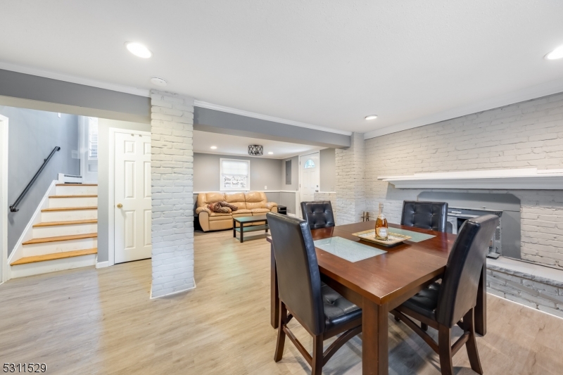 Elba Point Lake - Residential