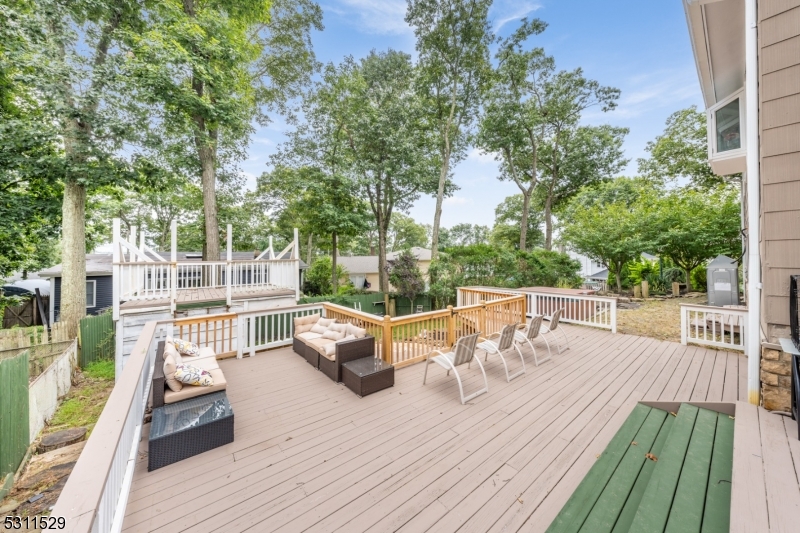 Elba Point Lake - Residential