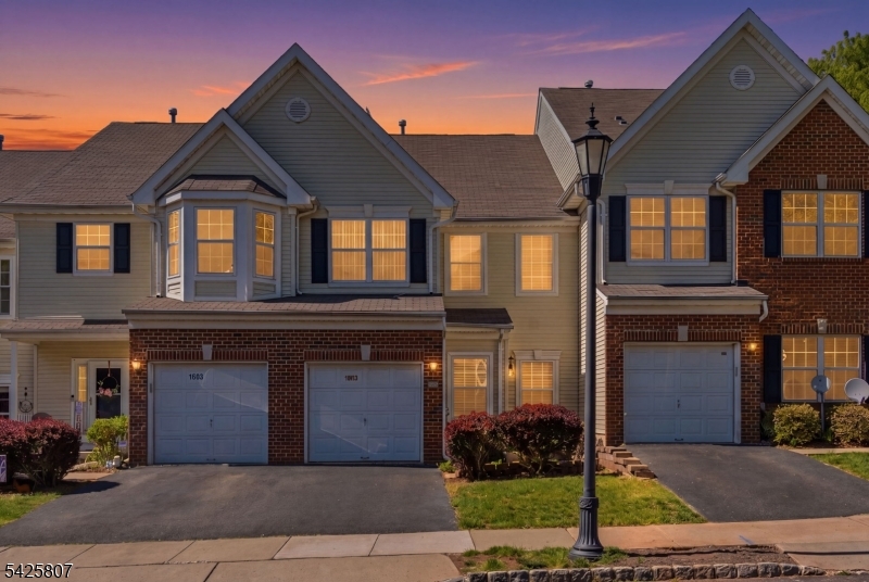 Traditions - Residential