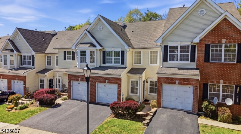 Traditions - Residential