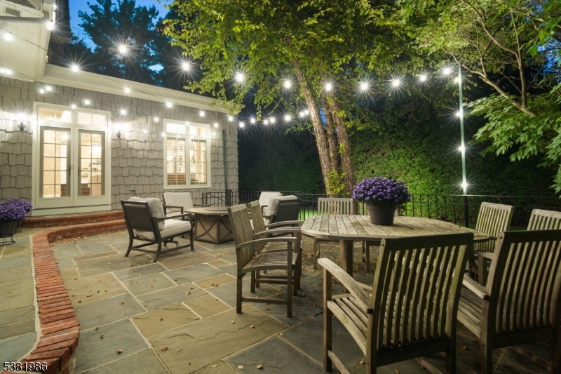 WOODFIELD ESTATES - Residential