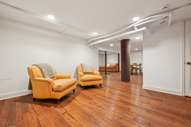 WOODFIELD ESTATES - Residential