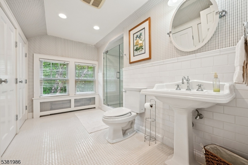 WOODFIELD ESTATES - Residential