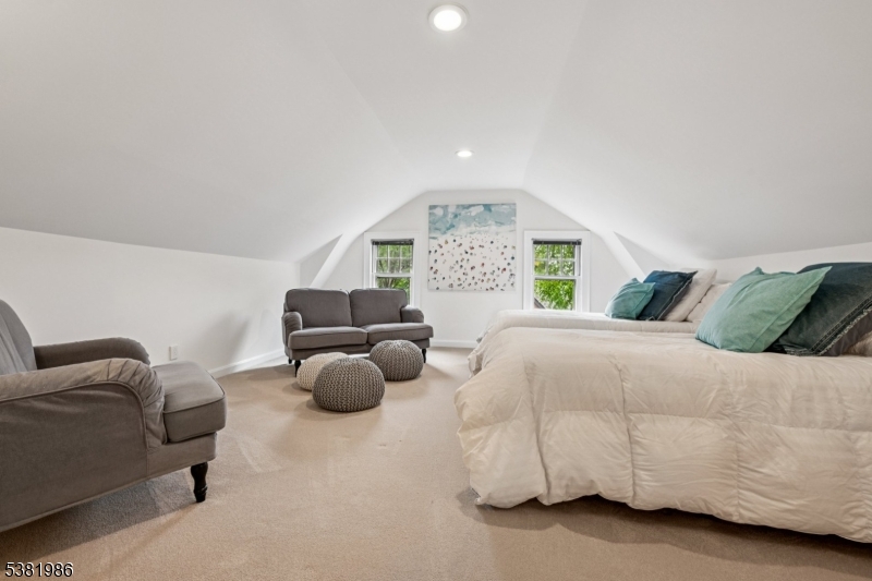 WOODFIELD ESTATES - Residential