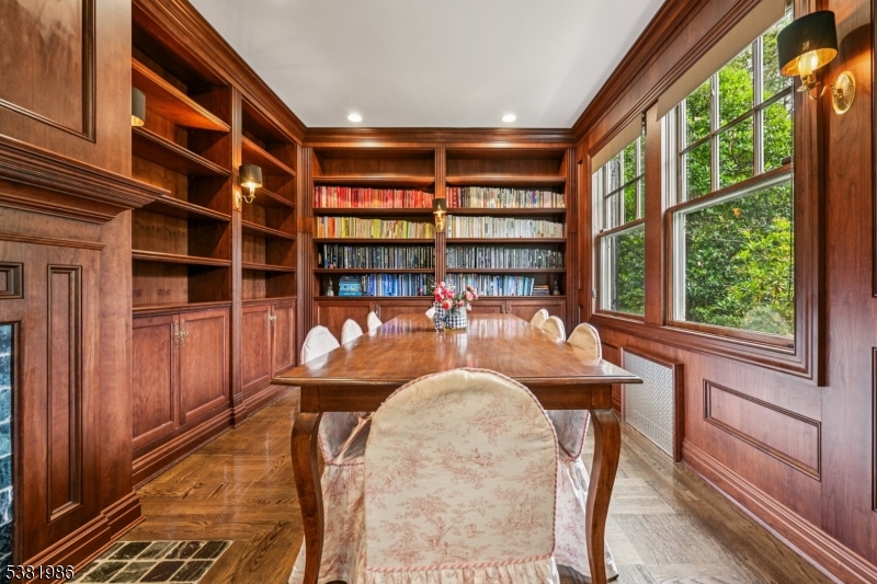 WOODFIELD ESTATES - Residential