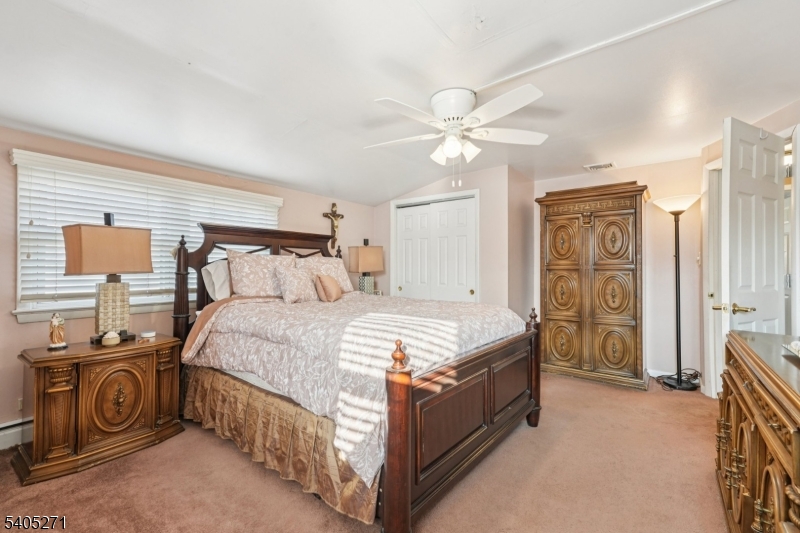 Laurel Woods - Residential