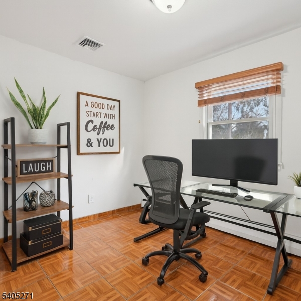 Laurel Woods - Residential