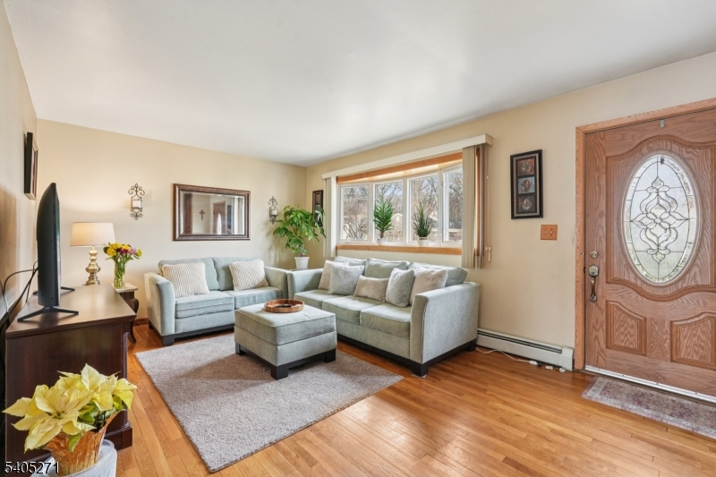 Laurel Woods - Residential