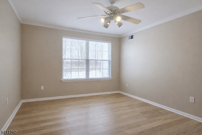 Seasons Glen - Residential