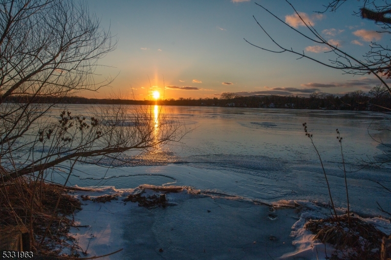 Lake Parsippany - Residential