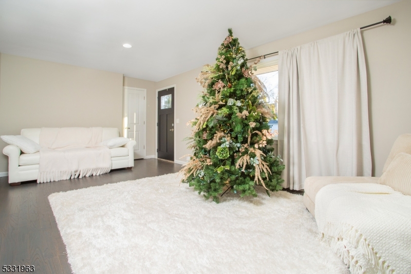 Lake Parsippany - Residential