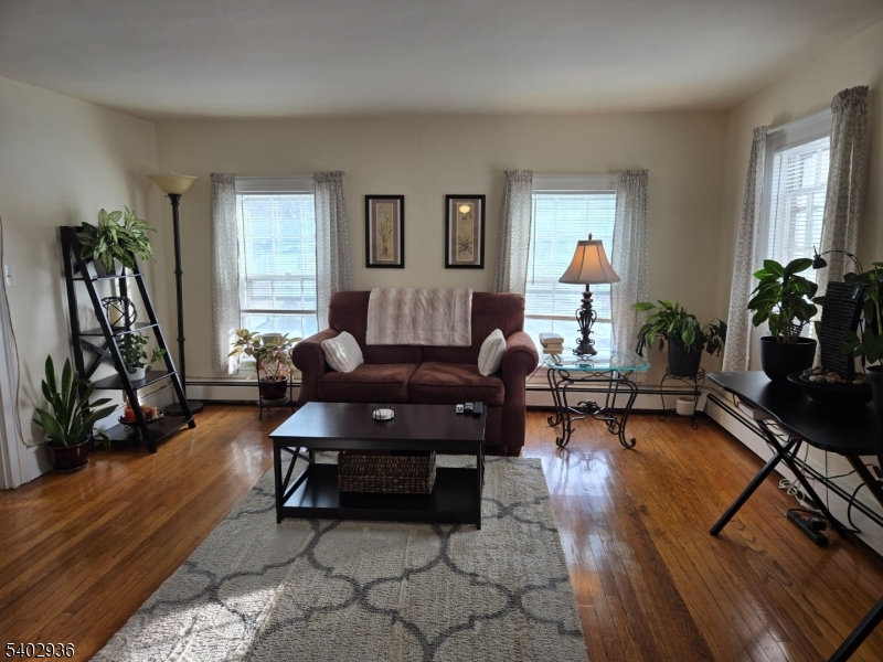 In-Town - Commercial Sale