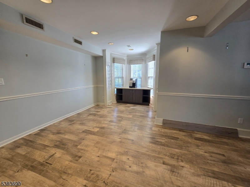 In-Town - Commercial Sale