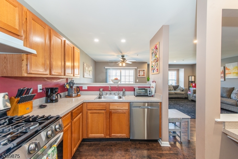 Summit Falls - Residential