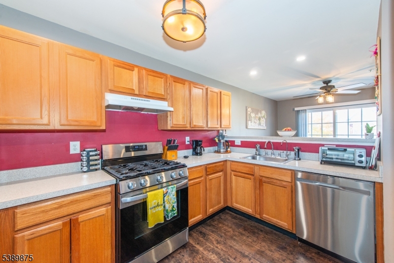 Summit Falls - Residential