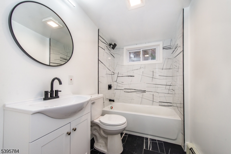 Gordon Lakes - Residential