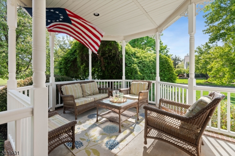 Country Classics - Residential