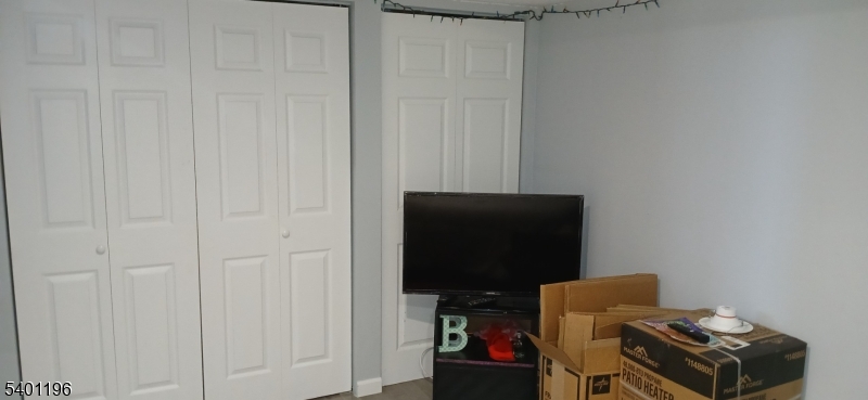 Hidden Valley - Residential Lease