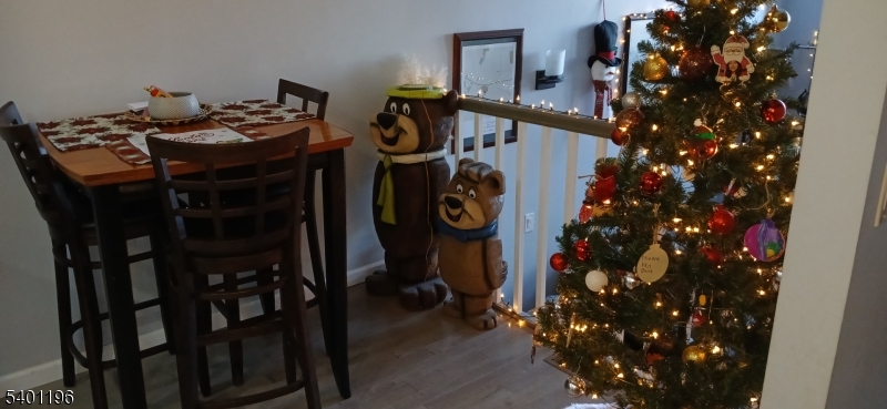 Hidden Valley - Residential Lease