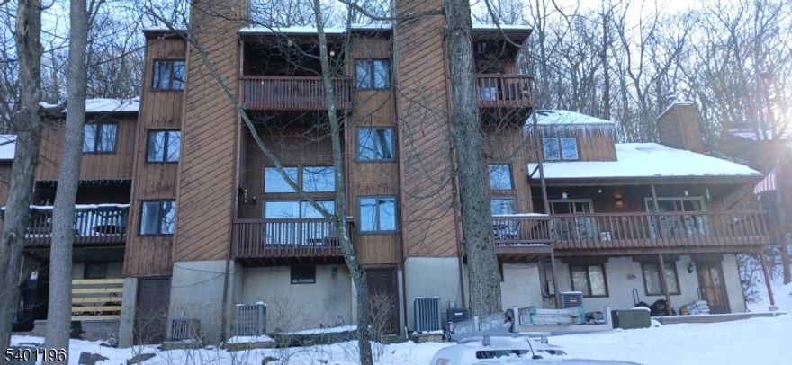 Remoldeled & move in condition!! Hardwood floors through out. Kitchen has Granite Counter tops, SS Appliances, recessed lights, large pantry. Beautiful bathroom.LR w/ FP & lots of natural lighting &sliders to the deck/balcony. Lg main Bdrm w 2 closets. Finished Bsmt can be used as a Family Rm/storage area but NOT a bdrm. If tenant chooses to use the fireplace, they will be responsible to have the fireplace cleaned yearly by licensed company and send a copy of the paid receipt to landlord. There are W/D connections in the bsmt. Washer stays. Tenant insurance required