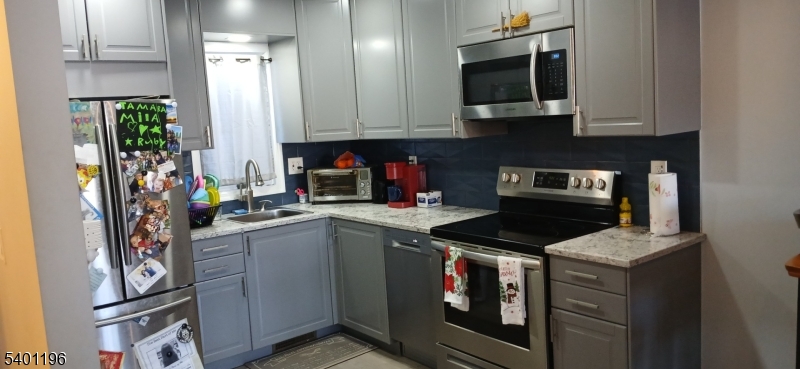 Hidden Valley - Residential Lease