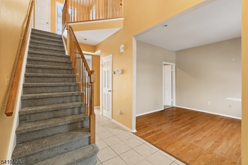 Crestmont Hills - Residential Lease