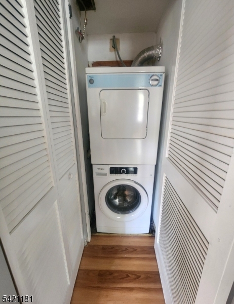 The Pointe at Galloping Hil - Residential