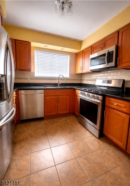 The Pointe at Galloping Hil - Residential