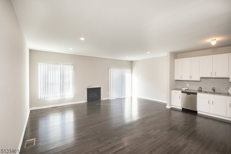 Mountain Way Estates - Residential Lease