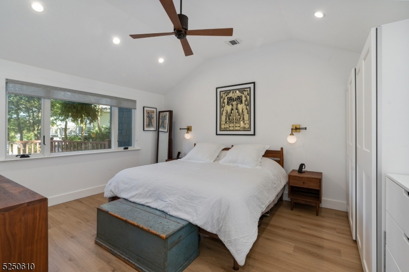 Lake Mhawk - Residential