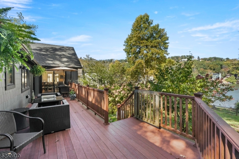 Lake Mhawk - Residential