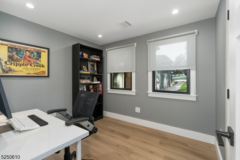 Lake Mhawk - Residential