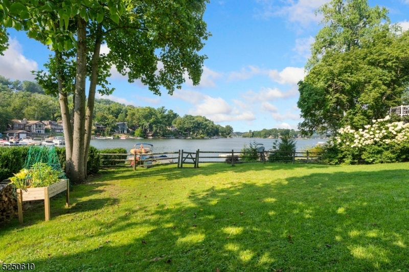 Lake Mhawk - Residential