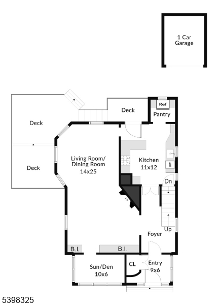 Main image without alt text