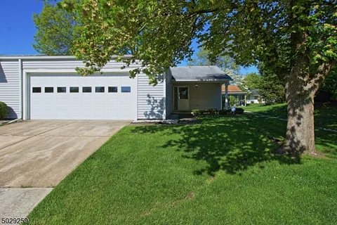 MLS: 3961655