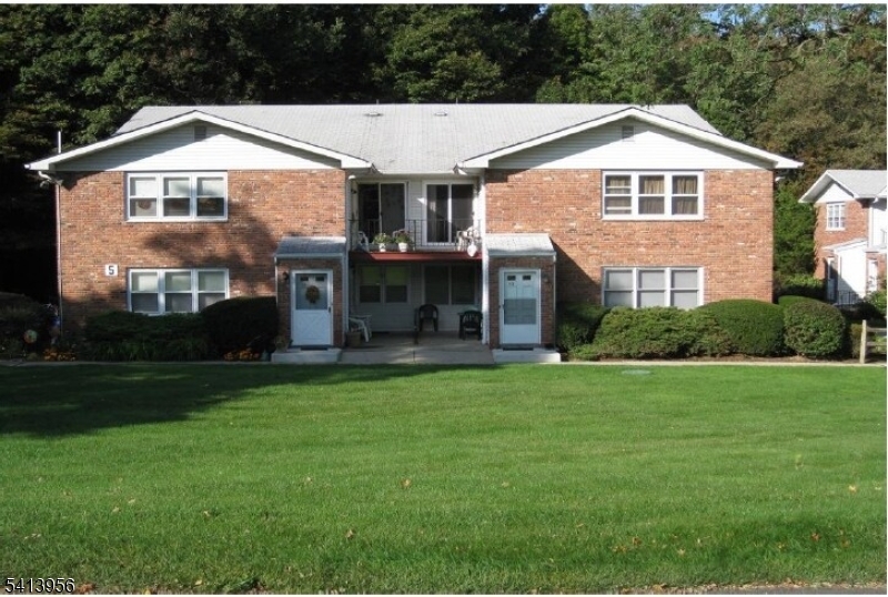 Jefferson Gardens - Residential Lease