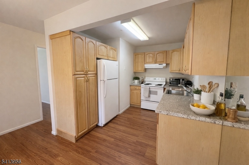 Jefferson Gardens - Residential Lease