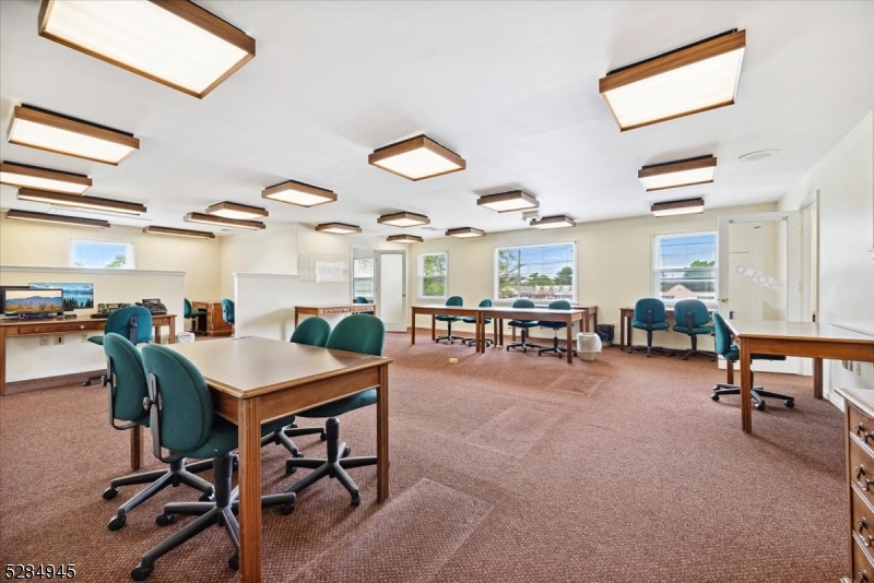 Hillsborough Twp., New Jersey 08844, United States, ,Commercial,Pending,58020