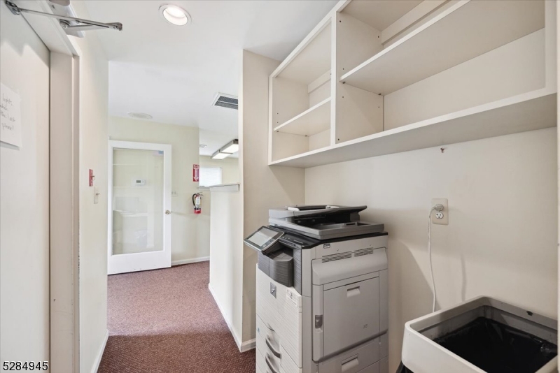 Hillsborough Twp., New Jersey 08844, United States, ,Commercial,Pending,58020