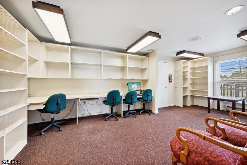 Hillsborough Twp., New Jersey 08844, United States, ,Commercial,Pending,58020