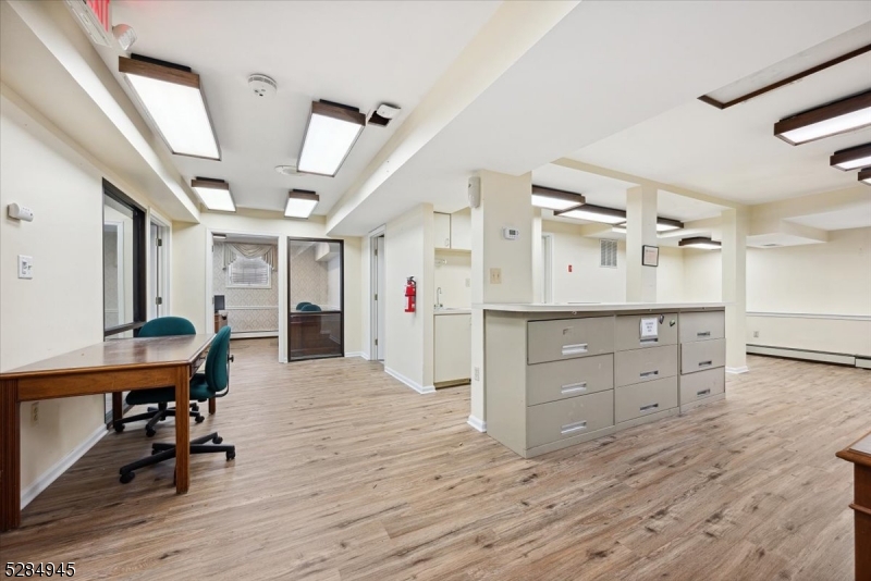 Hillsborough Twp., New Jersey 08844, United States, ,Commercial,Pending,58020