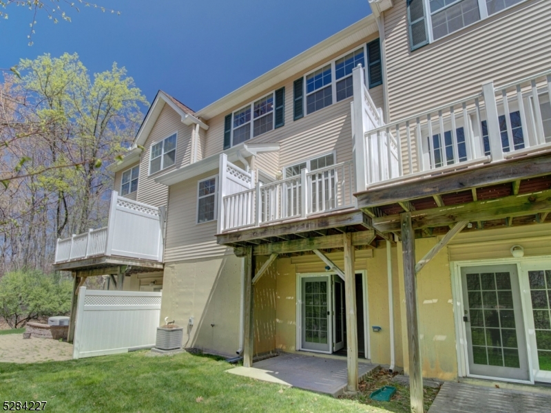 Morris Chase - Residential Lease